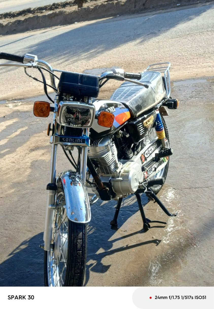 دراجه للبيع موديل25 برقي مامفتوح بيها مال جناي والله مستعجل***********
