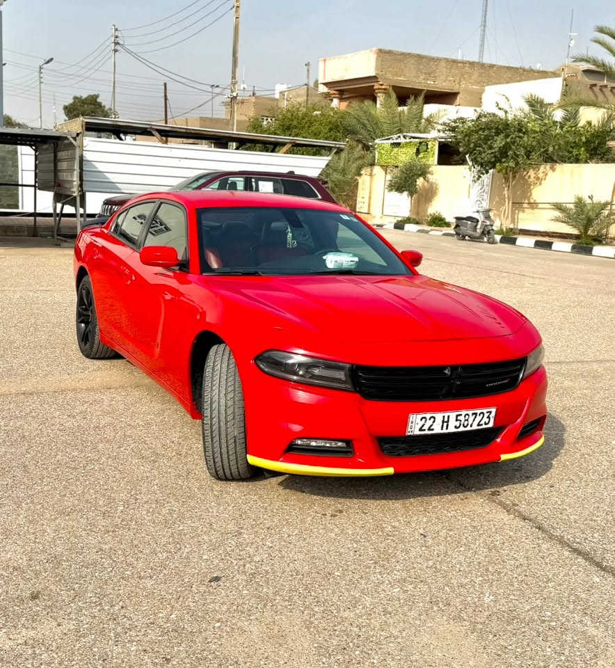 CHARGER SXT  .
جارجر SXT  للبيع  
السياره عليها ادامه كامله بل شركه 
تخم تاير جديد صدر جديد 
باتري جديد 
الرقم اربيل بسمي  
الموديل : 2019 . (خليجي) . 
وكاله #مهند كارز  
السياره كفاله عامه فقط تبديل بيان ٢ اصلي وكاله + صبغ قليل بل جاملغ الخلفي
الون : أحمر طماطي
المحرك : V6.  3.6L . 
السعر :  خاص
المواصفات :
* شاشه كبيرة مع نظام ملاحة GPS .
* الشاشة مع اوپشنات SRT . 
* سستم صوت الپاين مع سماعات پريميوم .
* ويل قياس 20 انج . 
*اكزوز سرعه بلادي
* مقاعد جلد رياضية . 
* مقعد السائق كهربائي . 
* حساسات خلفية . 
* تشغيل عن بعد . 
* محدد سرعة . 
* تلفون بلوتوث . 
* كاميرا خلفية .
* مرايا متحسسة للاضاءة العالية .
* دخول ذكي (بصمة) .
*ماشيه 80 الف

***********/ واسط
