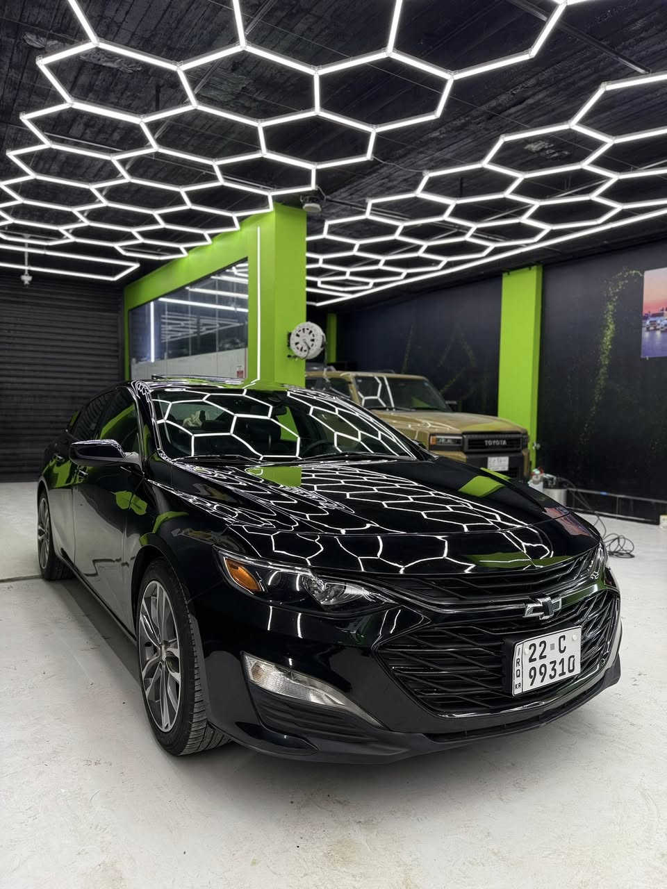 ماليبو 2022 اسود LT PLUS
ماشيه 96 الف كيلو متر 
السياره جاهزه وجديده كلش 
رقم اربيل باسمي 
السياره بانورما 
ويل 19 
هاند بريك بصمه 
كشن كهرباء 
تدفئة كشنات 
تشغيل عن بعد 
شاشه كار بلي 
بيه صبغ جاملغ وحافة البنيد  صور الحادث مرفقه 
اجه بيه من امريكا كلير  
138 وبيه مجال شويه 
***********
***********
