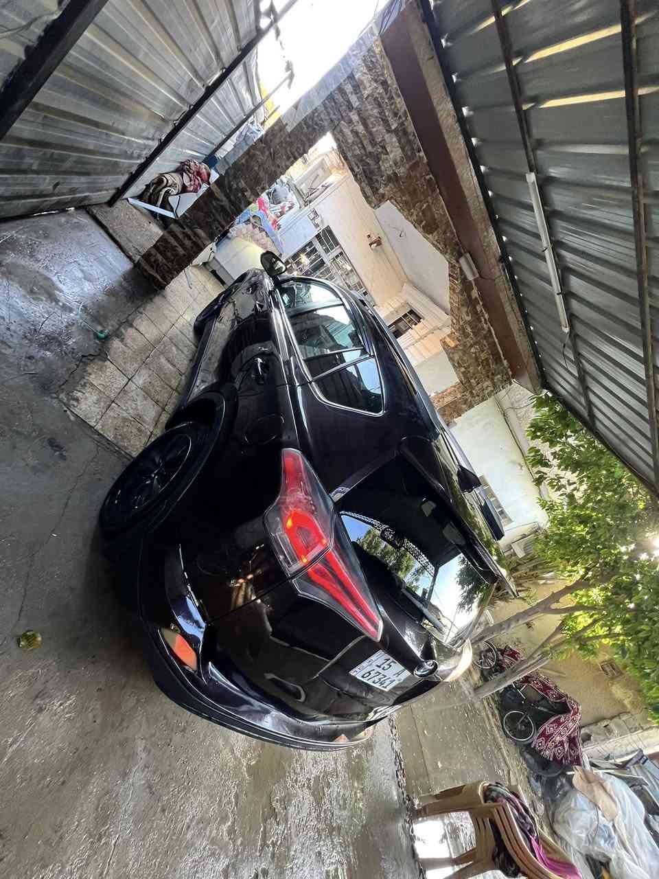 السلام عليكم للبيع او مراوس شعندك نزل اقل او نفس السعر تويوتا راف فور موديل 2018 فول عدا البصمه تحكم ستيرا اربع جهات كشنات جلد تبريد ثلج قطعتين شاشا كبيرة كامرة خلفيه تحديد مسار مثبت سرعه مانع تزحلف ايكو تقليل بانزين دبل كير عادي اوتماتيك سلايت طكتين محرك 4 سلندر 2500 تخم تاير ويل كب لد امامي خلفي السيارة واكعه عليهه سقيفه مال سيطرة شويه الداخل بيهه مكانات صبغ قمارة بدون قطرة معجون كفاله من كلبه وكص شواصي كفاله ماشيه 81 الف رقم انكليزي السعر 140 مكاني بغداد وهذا رقمي للاستفسار*********** ابو العز
