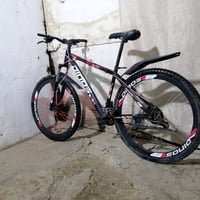 السعر 90 بس الزنجيل فالت ما نعرف نرجعه المكان بغداد القادسيه 077278894...