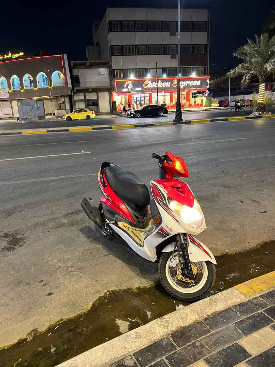 سكنس فحل خمسينية طلاعات دشبول ٣ الالوان يدات رياضي كرزي مال رمبه مثل ما بصوره نضيفه مكاني بغداد شارع فلسطين السعر 1350 ملاحضة واقيه مال صالنصه مابيها 
***********
