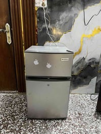 ثلاجه 6قدم • ع فحص • بغداد المشتل