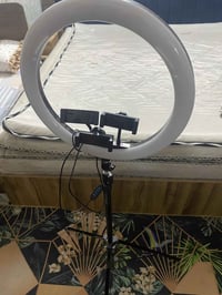 للبيع جديده لونين وتحكم سعرهه ٢٥ وتساب ٠٧٧١٢٠٩٠١٤٥