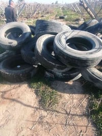 يوجد لدينا تايرات داير بستان للبيع للأستفسار الأتصال على الرقم 0782495...