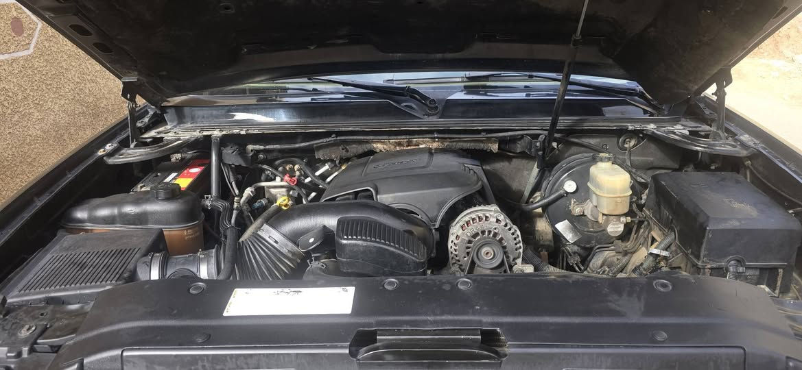 السلام عليكم تاهو ادوات 2009 LT مكفوله من الكص والضربه بيها 3قطع صبغ السياره مكفوله كير محرك اي نقص مابيها تدفئه تبربد تخم تاير ويل كب 20 بيها فقط فطور بالدشبول سعرها 77ورقه وبيها شي قليل عنوانها محافظه ديالى الخالص الاستفسار ***********
