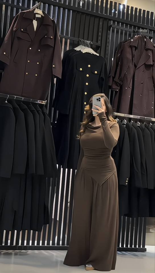 ✨ الفخامة الإيطالية بين يديكِ ✨
لكل من تبحث عن الراحة والأناقة في آن واحد، نقدم لكم سوت قطني ليكرا (إيطالي) بأعلى معايير الجودة. تصميم "كليشة" يمنحكِ إطلالة متميزة وحرية في الحركة. 🇮🇹👗
الخامة: قطن ليكرا إيطالي ناعم (درجة أولى) 👌
القصة: كليشة عصرية تناسب جميع الأذواق.
القياسات المتوفرة: 38 | 40 | 42 | 44 | 46 | 48 📏
🚚 يوجد لدينا خدمة توصيل سريعة لكافة محافظات العراق.
📥 للحجز أو الاستفسار: يرجى مراسلة الصفحة (الدايركت) أو ترك تعليق وسيتم الرد فوراً.
#ملابس #ازياء_المنصور #اكسبلور الزبير, البصرة


**إذا كنت صاحب هذا الإعلان وتريد حذفه لأي سبب، رجاءا أرسل رسالة إلى الدعم الفني**