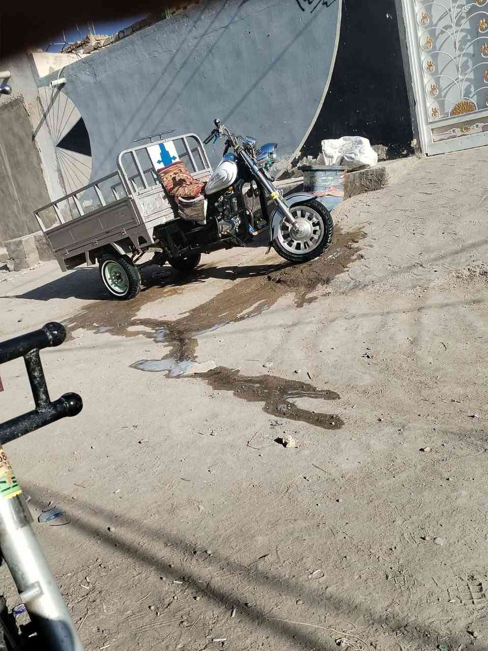 2007 نجف السعر  مليون و600
***********
