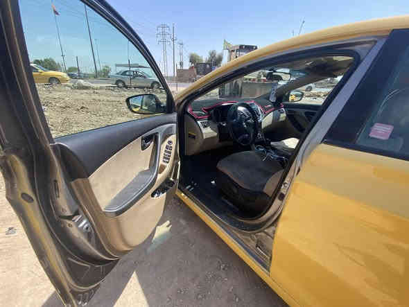 سلام عليكم عندي الانتره 14 السعر 100 او بيه مجال امريكي حادثها باب السايق او نفسه مصلح 
هيه غرامات مصفره بسمي ثاني يوم التحويل 
هاذ رقمي *********** بي واتساب
