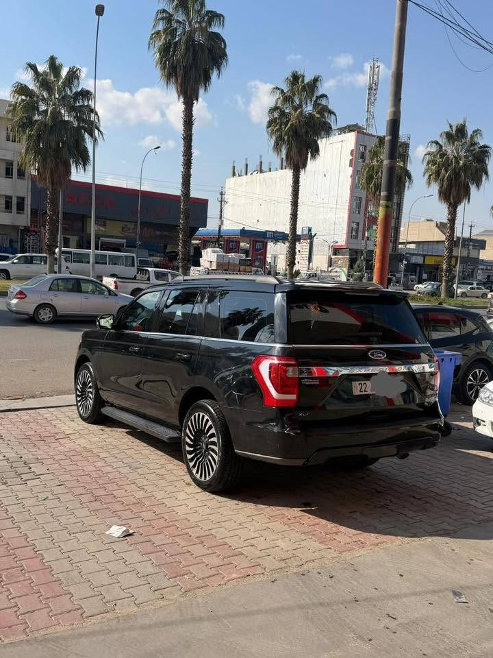 السلام عليكم ….
فورد اكسبديشن ⚫️

موديل:2021🔴

ماشية : 145000km✔️

مواصفات :xlt (فول للأخير)🔴☑️

🔺بانوراما 

🔺حساسات امامي خلفي 

🔺رادارات امامي خلفي جانبي. 

🔺كشنات امامي خلفي تدفئة تبريد

🔺كشافات

🔺كشنات خلفية منفصلvıp

🔺صندوق كهرباء

🔺كشنات خلفي والاخيرة كهرباء تتحكم بيها من بعيد 

🔺رمز دخول ذكي للسيارة 

🔺 فور ويل 

وبعد كلش هواي بيها مواصفات مال الفول …

حادث السيارة🔴 :أربع قطعة صفحة يمين…☑️

السيارة مرقمة اربيل وبأسم شخصي تحويل ثاني يوم ….🔺

السعر :235$ وبيه مجال بسيط للشراي ⚫️☑️

مكان السيارة : اربيل 🔴

و هذا رقم شانصي 1FMJU1JT2MEA0570

استفسار اكثر :*********** ☑️

شراي خابرني ما اوكف وياك .. ماعجبتك وتشوفها غاليه عوفها 🔴☑️
