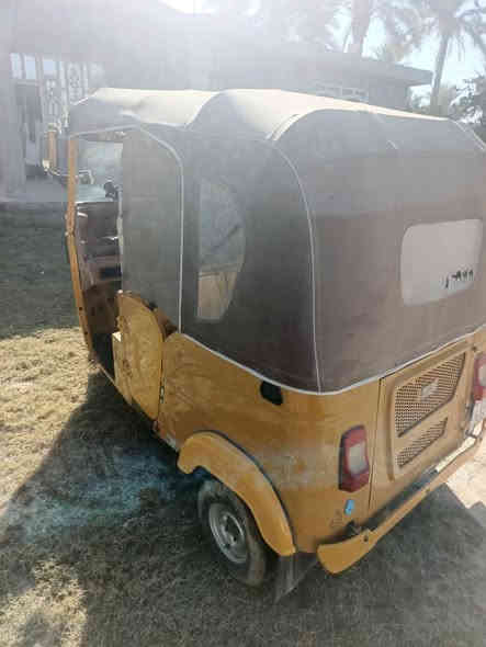 السلام عليكم تكتك 21لوحه وسنويه شهر 6 بلاديه دوس مامعمره لاضربه ولاصبغ بلاديه
تجي وتشوف بعينك
العنوان بغداد راشديه مال الحسينيه
السعر ٧,٣٠٠وبيه مجال
‏‪***********‬‏
