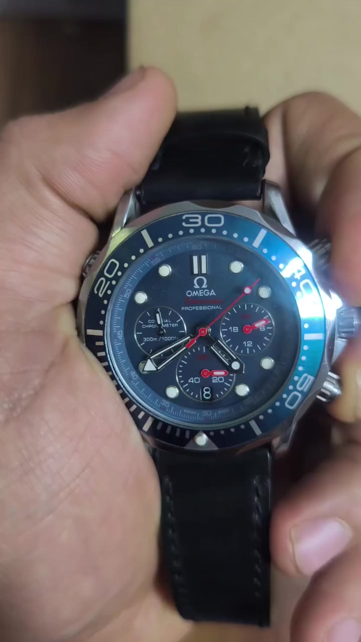 ساعة اوميگا اوتماتيك ✅
رنگ دوار 
كل سناتر شغالين 
رنگ دوار يسار وقفل على اليمين
بيها سوالف هواي ما اعرفهن 
اعلى سعر تنباع ✅


**إذا كنت صاحب هذا الإعلان وتريد حذفه لأي سبب، رجاءا أرسل رسالة إلى الدعم الفني**