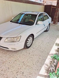 من رخصت الادمن  سوناتا الشكل المقدس للبيع  موديل ٢٠١١ السياره فول مواص...