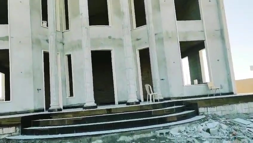 السلام عليكم كادر سيراميك متفرق حالين شرط استلام مهندس واسعار معقوله
الكادر مكتون من ثلث اسطاوات 
 للاستفسار :***********
