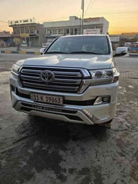 لاند كروز للبيع سياره بريم أصل مكفوله السياره بيها ملاحظات بيها اشخوط ...