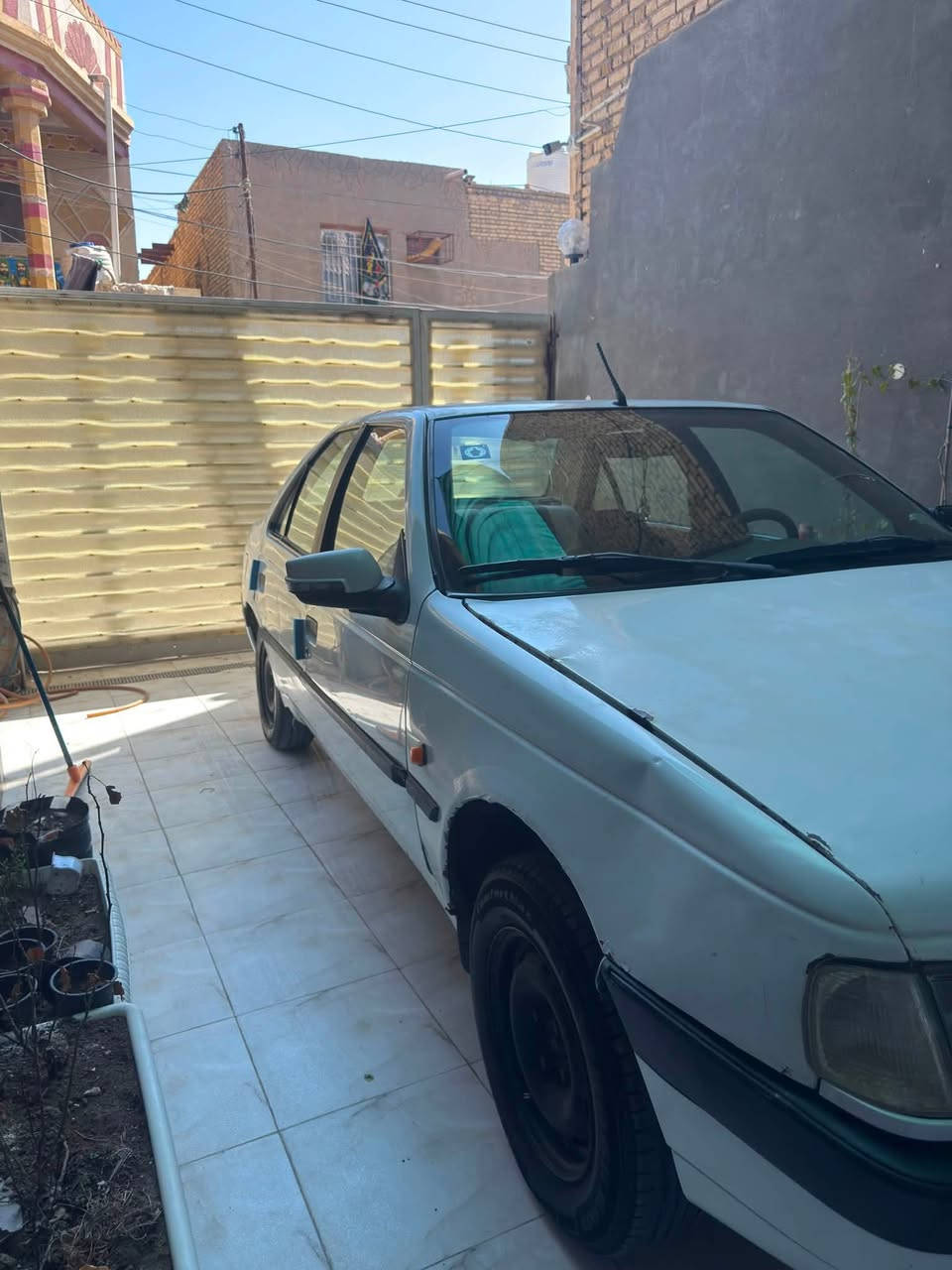 ناصريه مركز 📍
  سلام عليكم بيجو 405 للبيع گير مكينه محور كورلا خير من الله حلوه لسياره تبريد نقص فقط غاز كامل 
مداور ثاني يوم سنويه لل2030 السعر 30 وبيها مجال مكانها ناصريه مركز ***********
