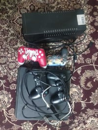 بلي 4 للبيع مهكر بي أكثر من 10 العاب مشتغل اقل من سنه ويا يو بي اس شغا...