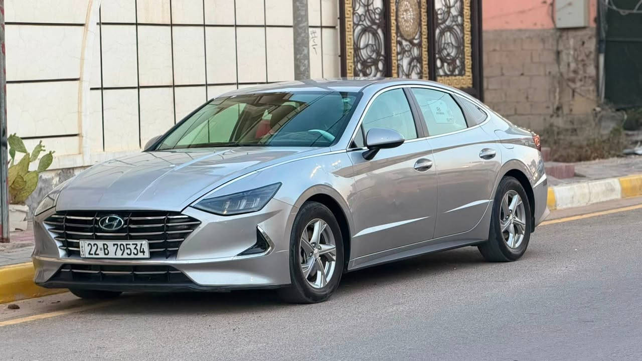 مرحبا
سوناتا موديل 21 
لون سلفر رقم اربيل بأسمي
مواصفات اعتياديه 
حادثها فقط ربع البنيد + لجاملغ الامامي راجع بارد شي قليل
مكان السياره الرمادي 
السعر 140. 
للاستفسار. ***********
