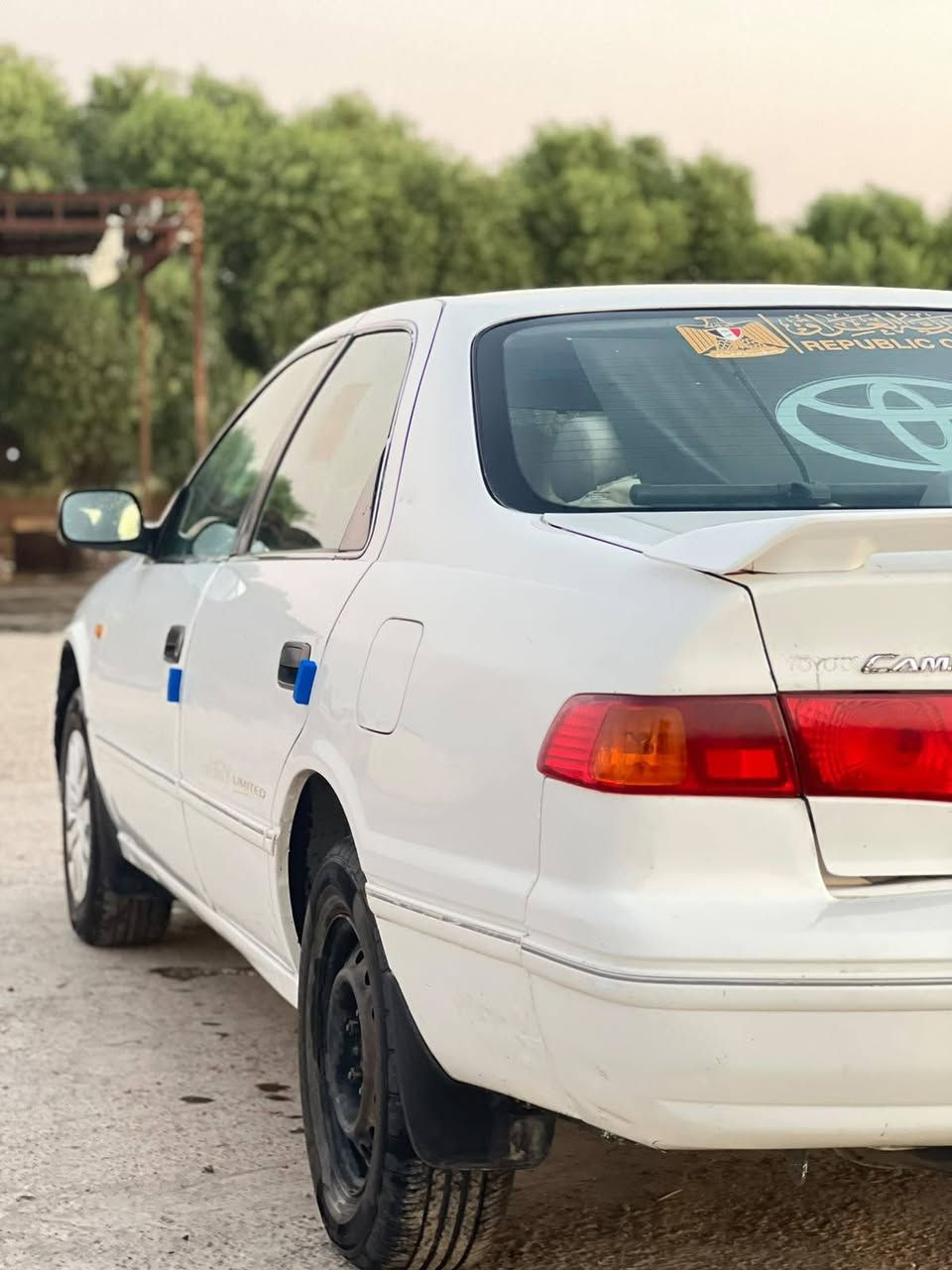 السلام عليكم سياره كامري للبيع موديل 2002محرك كير مكفولات سياره حلوه حيل بيها كم قطعه صبغ ابيع حزام قماره بنيد جنطه مابيهن صبغ خلاص رقم سليمانيه دولي باسمي تحويل ثاني يوم السعر 84وبيها مجال اتصل ودلل ***********العنوان صلاح الدين قضاء الضلوعيه
