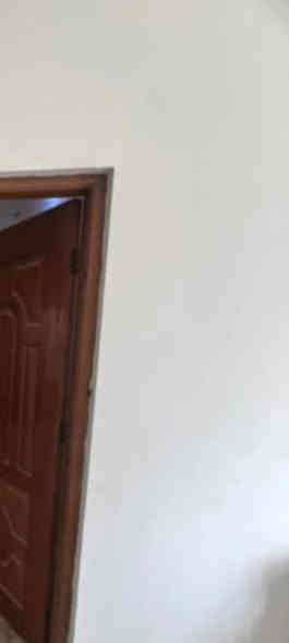 بيت للبيع، مساحة ١٥٠ متر مربع، واجهة ٧ أمتار، جديد كلياً، طابقين، خرسانة مسلحة، سند ملكية واضح، حي الفرات.

للاستفسار عن السعر، يرجى التواصل على الرقم ***********.
