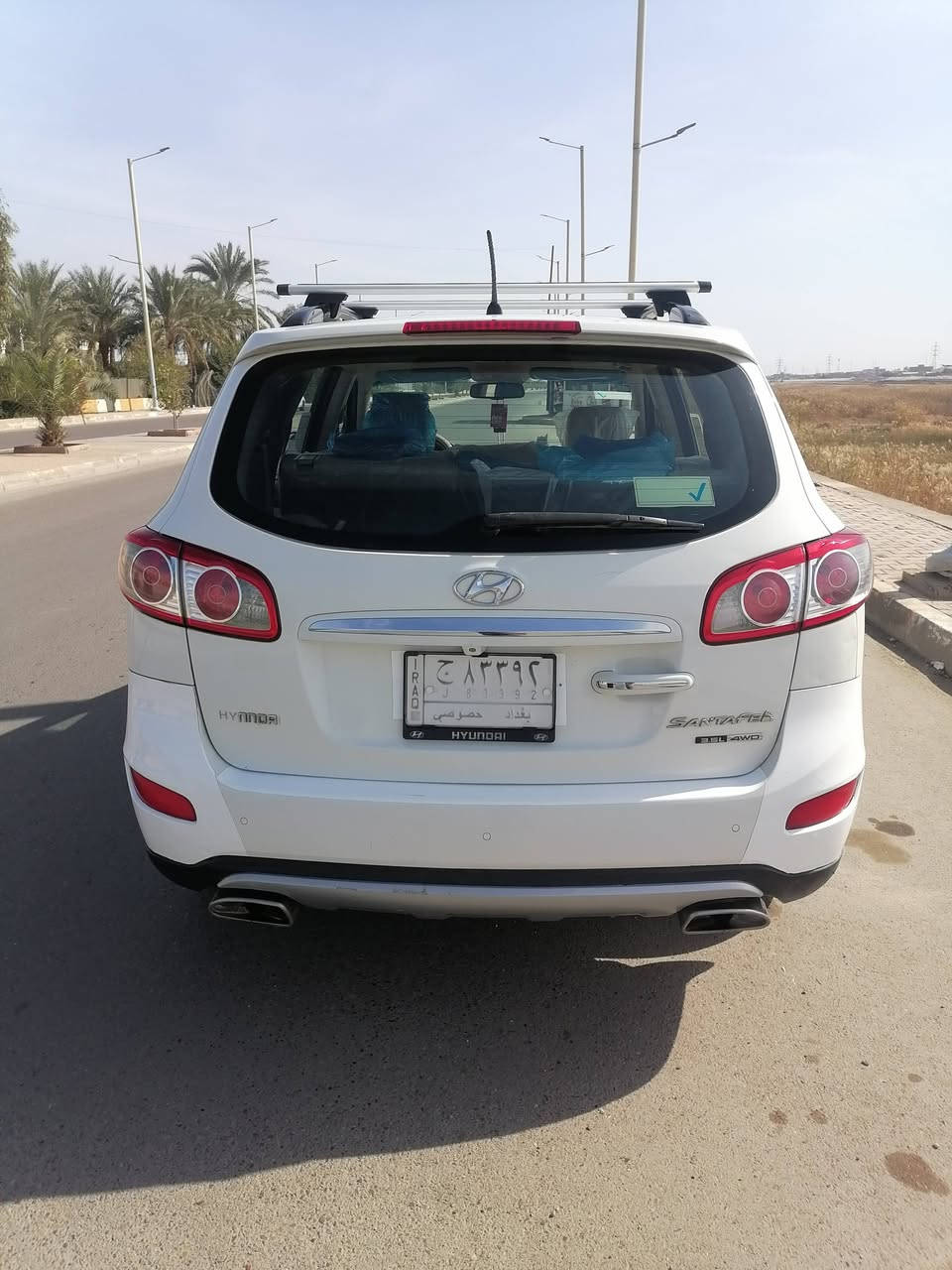 السلام عليكم ورحمة الله  سياره سنتافيه موديل 12 فول مواصفات محرك 6 سلندر رقم بغداد بيهه جاملغ امامي مبدل بلادي بدون صبغ العنوان الانبار الرمادي هاي صورهه مثل ما واضحة بل صورة  الاستفسار اكثر على هذا الرقم  ***********   سعر السياره 160 وبيهه مجال للشراي
