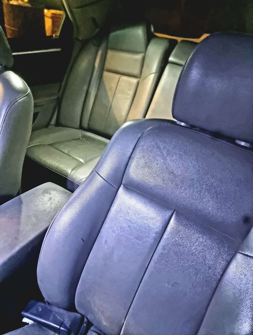 السلام عليكم
كرايسلر اوباما 2010 
ادوات 
جديدة وكل شي شغال 
كير ومحرك شرط
صدر جديد 
فتحت سقف 
كشنات جلد تدفئه
لايتات وكشافات زنزن
شاشة اندرويد حديثة
السعر 48 
المكان صلاح الدين 
تعال خاص وتدلل


**إذا كنت صاحب هذا الإعلان وتريد حذفه لأي سبب، رجاءا أرسل رسالة إلى الدعم الفني**