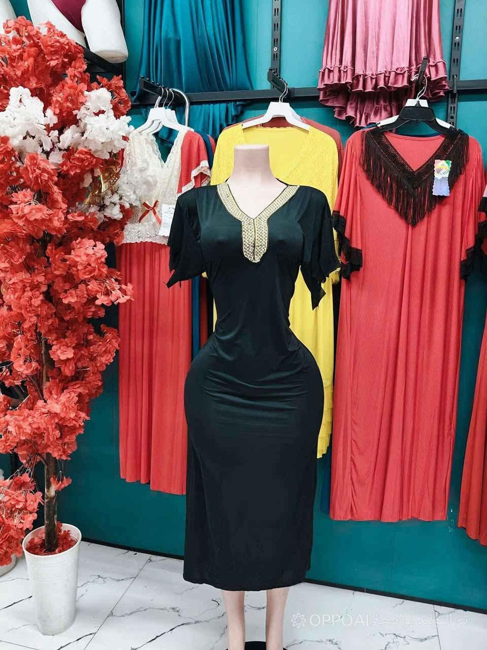 جميلاتي.. الأناقة والراحة بالبيت ماكو أحلى منها! ✨
​وصلتنا تشكيلة تجنن من ملابس النوم النسائية، خامات باردة ومريحة تاخذ العقل، والموديلات فد شي نازك ومودرن 👑
​السعر: صدمة! القطعة بـ 4 آلاف دينار بس 💸
​التوصيل: متوفر لكل محافظات العراق (لحد باب البيت) دليفري سريع وسعر مناسب 🚗 العراق كله يوصله دلالنا!
​🛒 للحجز والاستفسار: راسلينا على رسائل الصفحة (الخاص) أو اتركِ تعليق وتدللين.
الكمية محدودة، لحّكي على قطعتج! 😉
​#ملابس_نوم #دلال #أناقة_منزلية #تصيل_لكل_العراق


**إذا كنت صاحب هذا الإعلان وتريد حذفه لأي سبب، رجاءا أرسل رسالة إلى الدعم الفني**