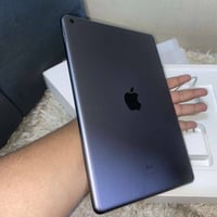 ايباد ٩ • ٦٤ • نضيف