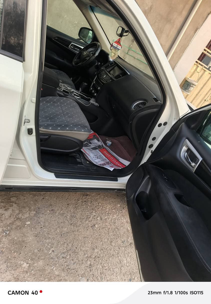 السلام عليكم سيارة نيسان باثفندر ٢٠١٦ مواصفات فول ما عدا فتحة السقف سبعه راكب شرط كير ومكينه وصدر وتخم تاير تبريد تدفئة كله شغال الضرر دعاميات فقط 
مكاني ديالى بعقوبة 
رقم الهاتف ***********
السعر ١٤٠$ وبيهه مجال
