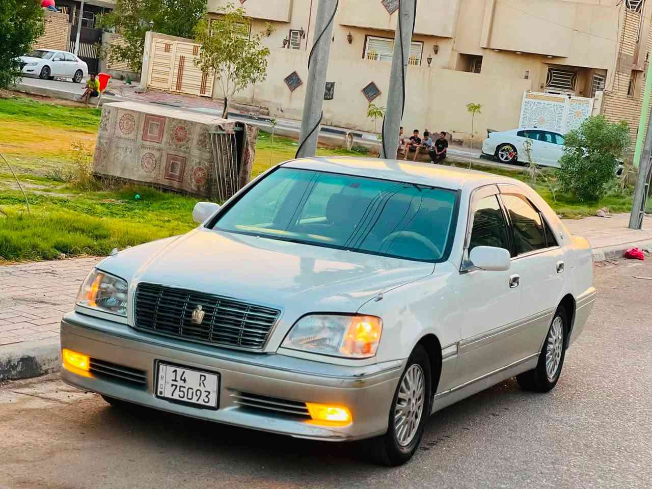 سلام عليكم  للبيع ملكه كصه ونقل بس وكاله محرك كير حداده تحوير نجف تبريد جريش مكان السياره كربلاء 
سياره تخبل وين المنتسبين والسعر ٥٥ وبيها مجال
للاتصال،،***********
