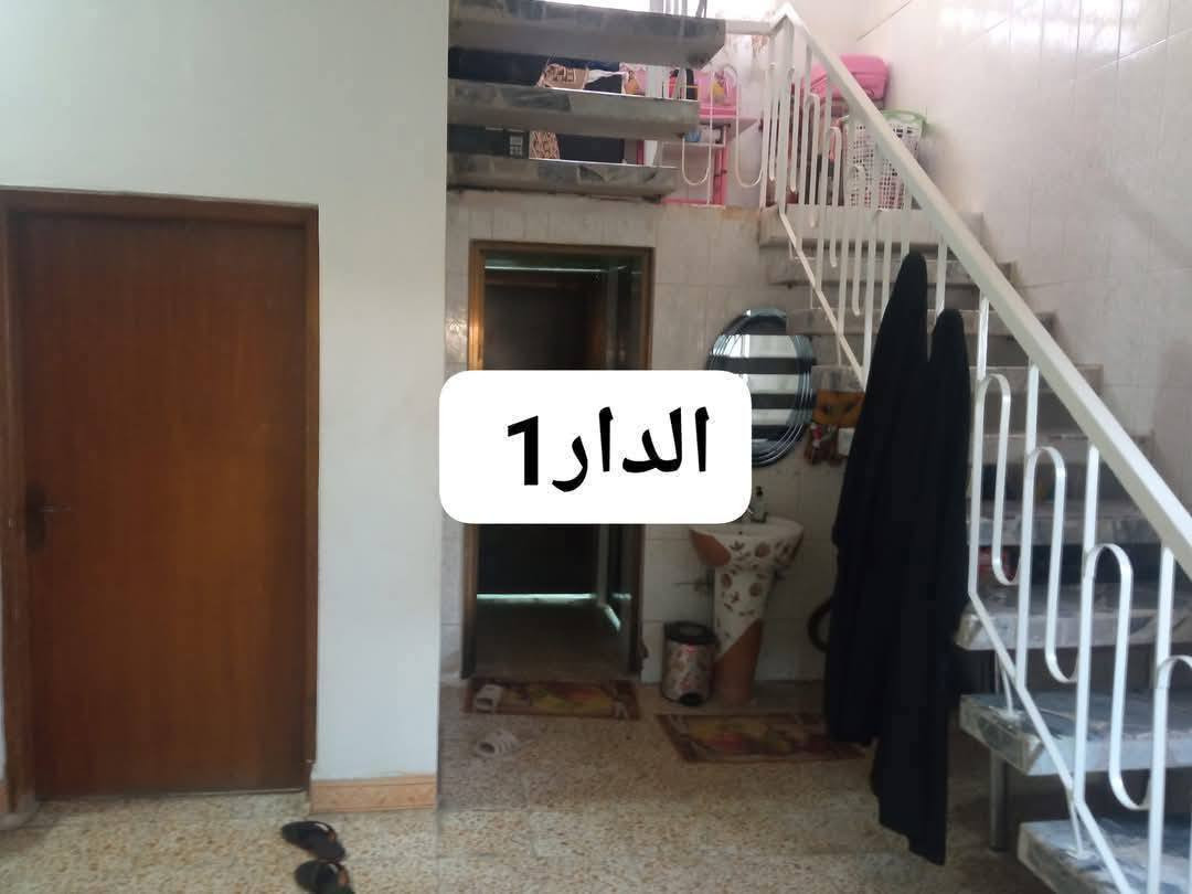 تفاصيل البيت الثاني غرفتين وصاله ومطبخ وكليدور مجمع صحيات تبليط عرض الشارع 10متر وامام البيت ساحه المكان حي الصحة خلف المدهش موقع ممتاز وقريب السعر 275,قابل للتفاوض ممكن يكون استثمار للايجارات لايقل الوارد الشهري البيتين 800 الف دينار شهرياً  تفاصيل كاملة داخل النشر ملاحظه استلام مباشر المشتملات فارغة حالياً 

*********** وات ساب 

***********

مكتب الشمس للعقار
