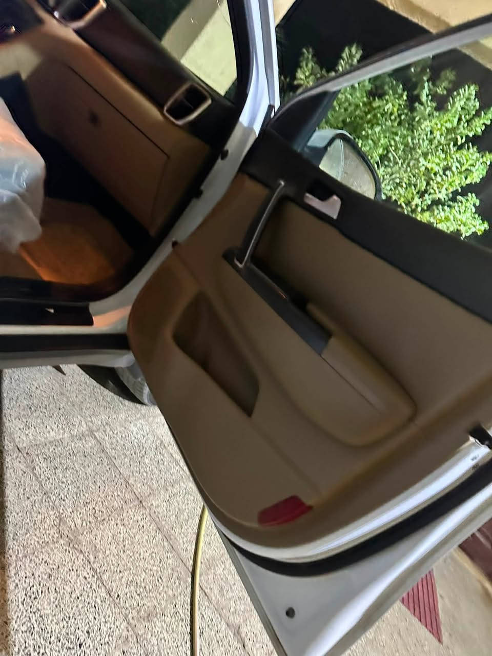 سلام عليكم سبورتج موديل 2020 خليجي 2000 دوش ماشيه 60   مكفوله كفاله عامه سعرها 186 وبيها مجال  لاستفسار ***********
