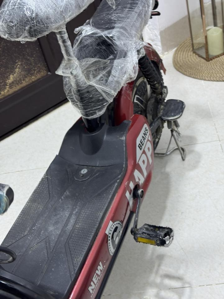 سلام عليكم اخوان للبيع باسيكل شحن من شركه هپي 
حجم 14 كل جسمه شرط ماعدا بطاريه نص عمر نضيف جدا وتايرات مابي عيب وسعره مناسب لازم اكسر سوك بسعر باسيكل هوائي 165وبي مجال بي مجال ماتلكا هيج نضافه تعال خاص وتدلل 
***********
