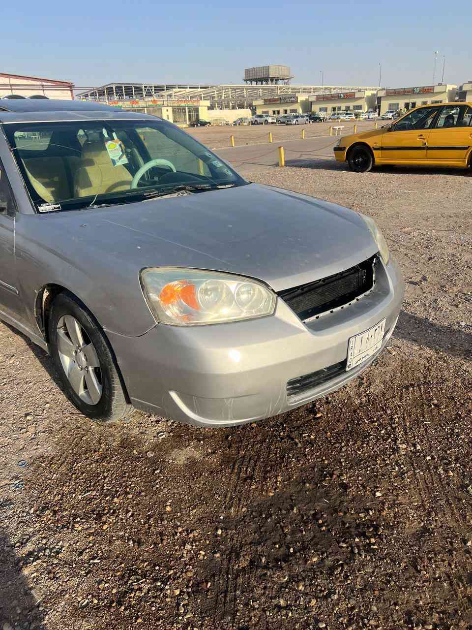 ماليبو 2006راعيه بلبصره يريد تحويل مابيه نقص بس تبريد وبيه مكانات صبغ حداديه نص عمر مكاني بصره سعر 40 وبيها مجال مكاني بصره امن داخلي رقمي ***********
