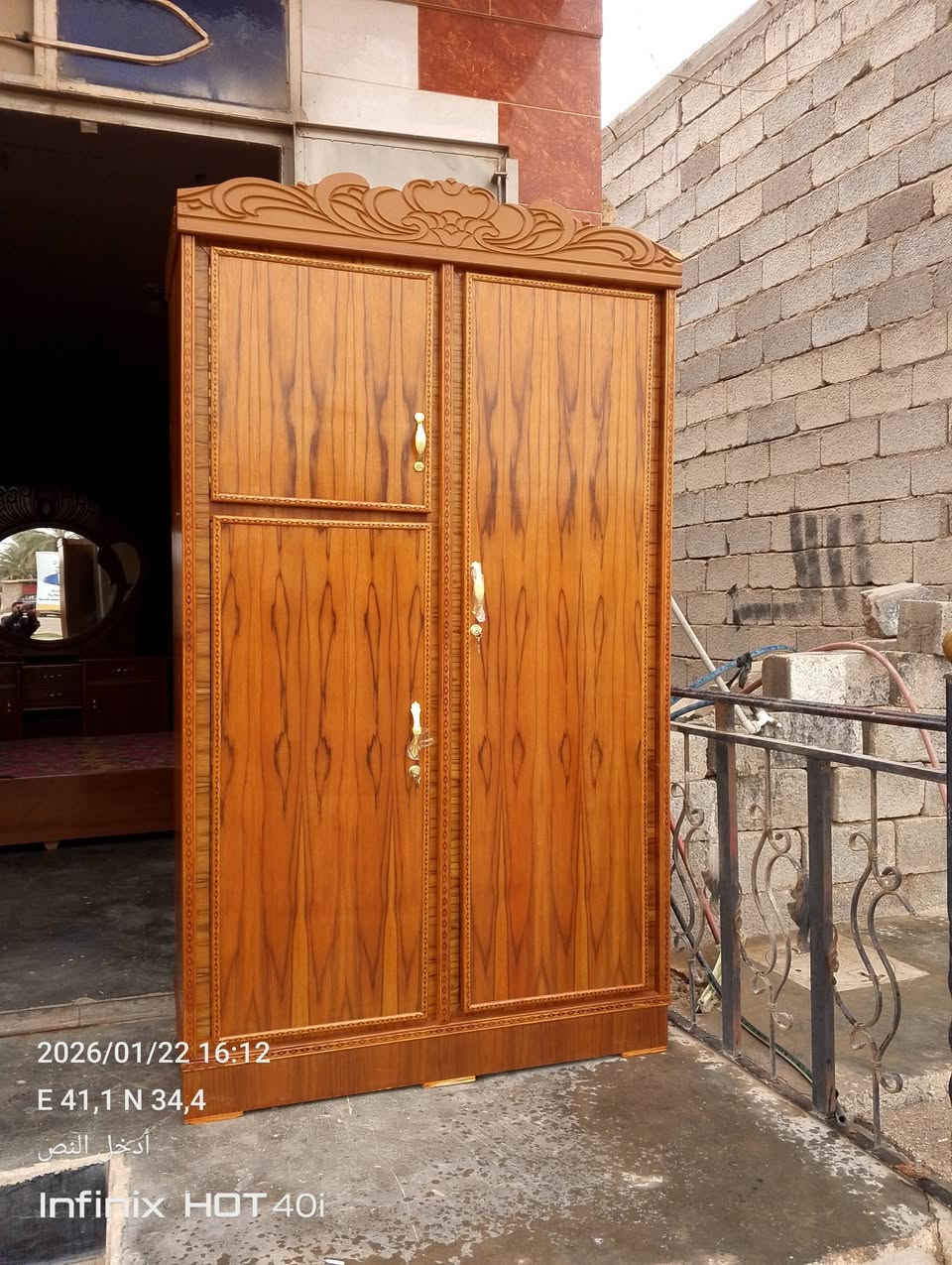 يوجد كناتير 4ابواب 2ابواب بوفية اللبيع العنوان مقابل دائرة ناحية الكرابلة الاستفسار  اتصال عل رقم ***********
