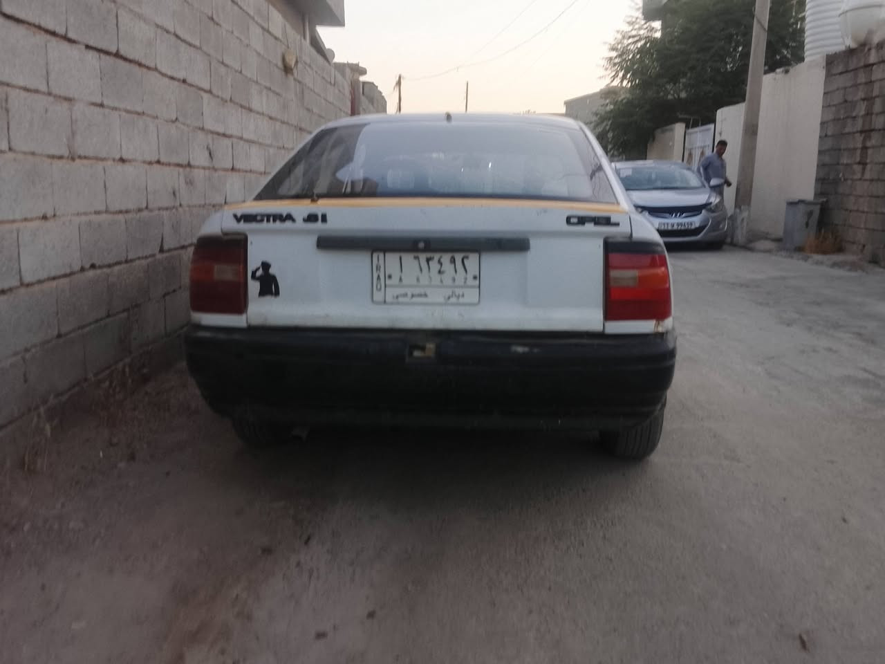 اوبل فكترى 92 محرك الف وستميه السعر 3مليون وبيه مجال مكاني بعقوبه تقاطع الساده أو مراوس ***********
