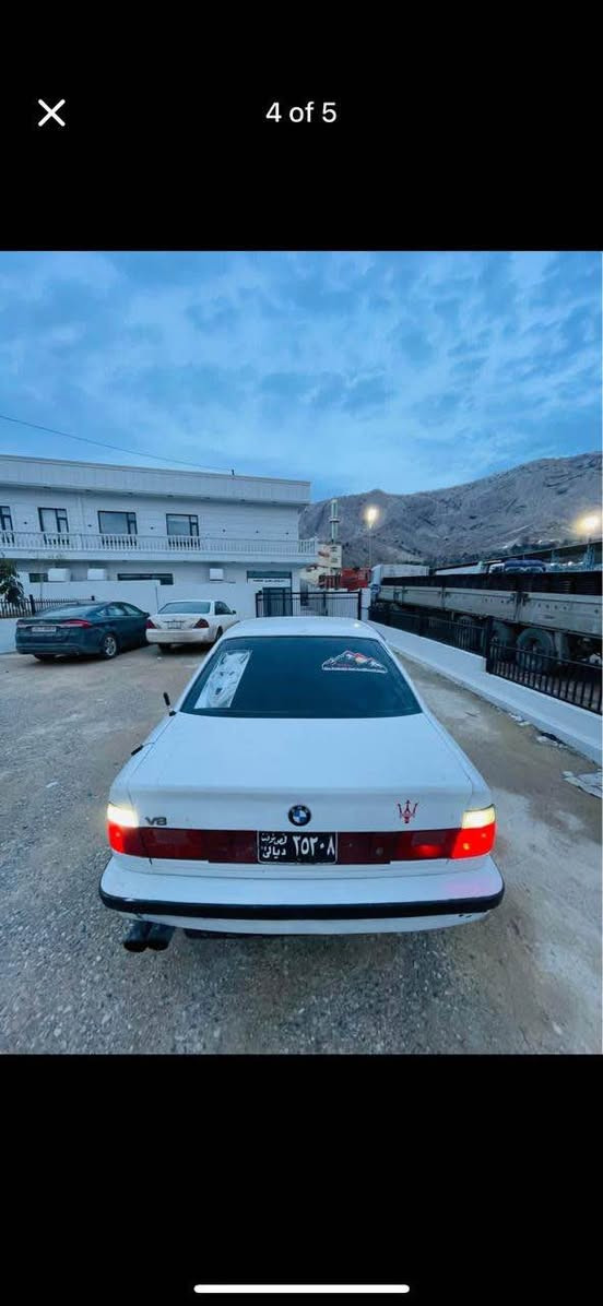 سەرتا بەناوی خوای گەورە 
Bmw 
فرۆشتن و گۆڕینەوە 
 گێڕبەشرت مەکینەی دەنگی تایە
مەزیدیە  
مەکینەین525 فەل هەڵمی دەمی نیە 
کاربای بەشرت 
دووجام کاربا
ئێمپی فایر 
چوار کوشنی لۆک  
سەیارەکە بێ لێداروی بێ خایسات 
پێش دوای کەپس 
سەقفی شوشەی 
سەیارەکە خۆی دیارە دەمار لەسەر دەمار 
تەقو ڕەقی بەشرت 
فرۆشتن 25ومەجال گۆڕینەوە لەسەر دڵ گرتن
ناونیشان چەمچەمال
*********** شمشمل, السليمانية
