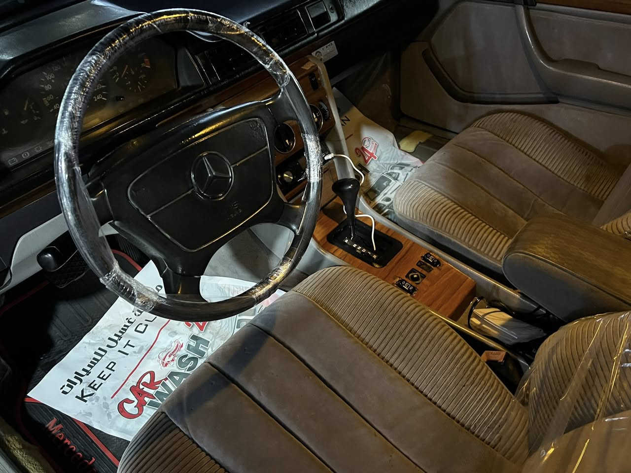 مارسدس دب موديل 87 محدث 91 محرك 3000 vvt رقم اربيل سنويه جديده وفحص جديد بطاقة بانزين موجودة قواعد مكفوله لا خياس ولا صبغ تبريد❄️ مكان كركوك 
السعر 60 
***********
