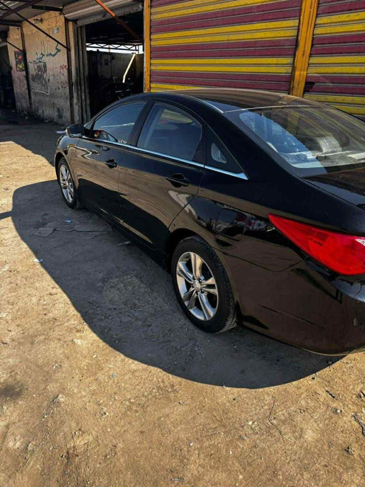 سلام عليكم 
سوناتا 2014 ادوات كص جنطه كير ومحرك وتبريد خير من الله 
فول ما عدى فتحه 
مكان سياره بغداد 
سعر قفل من الاخير 45 
***********
