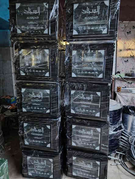 اوفن غازي مبطن عازل حراري 
يعمل لكافة أنواع الشوي 
🍕🍩🧁🥖🐟🦈🐏🐓
تجي وياها صوند ومنضم وكاك 
السعر 60 الف وتوصيل مجاني لباب البيت 
لحجز واتساب ***********
