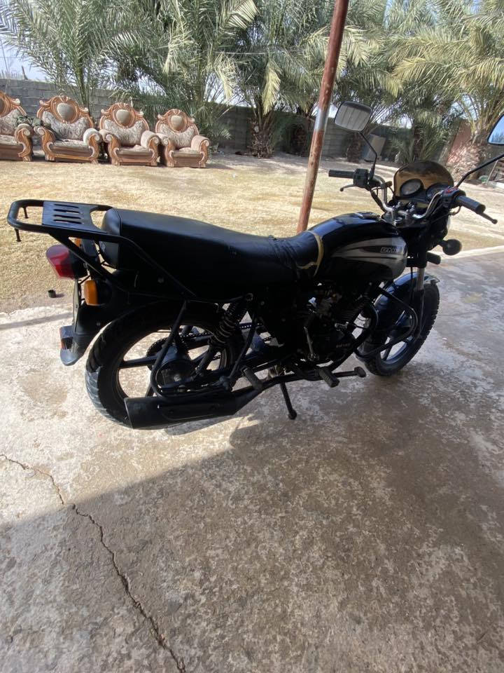 سلام عليكم دراجه للبيع موديل 20 دراجه خير من الله كهربائيات كامله فقط سلف يرادله شخاطه أوراق كامله أصولي شرط الترقيم ماشي بيهه كمرك السعر خاص مكاني ديالى كنعان الستفسار ***********
