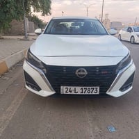 للبيع فقط التيما 2022  محرك وكير شرط مصبوغه عام الاتصال 07827293234