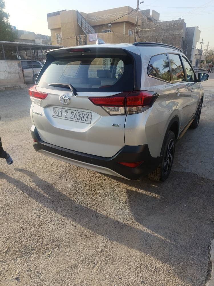 تويوتا راش موديل 23 ماشية 23 ألف كيلو 7 راكب خليجي بغداد محرك 1500 vvt i تبريد قطعتين سبلت دفع خلفي اكسل حساس خلفي تحكم ستيرن دبل بصمة صبغ جاملغ الايمن للاستفسار ***********
