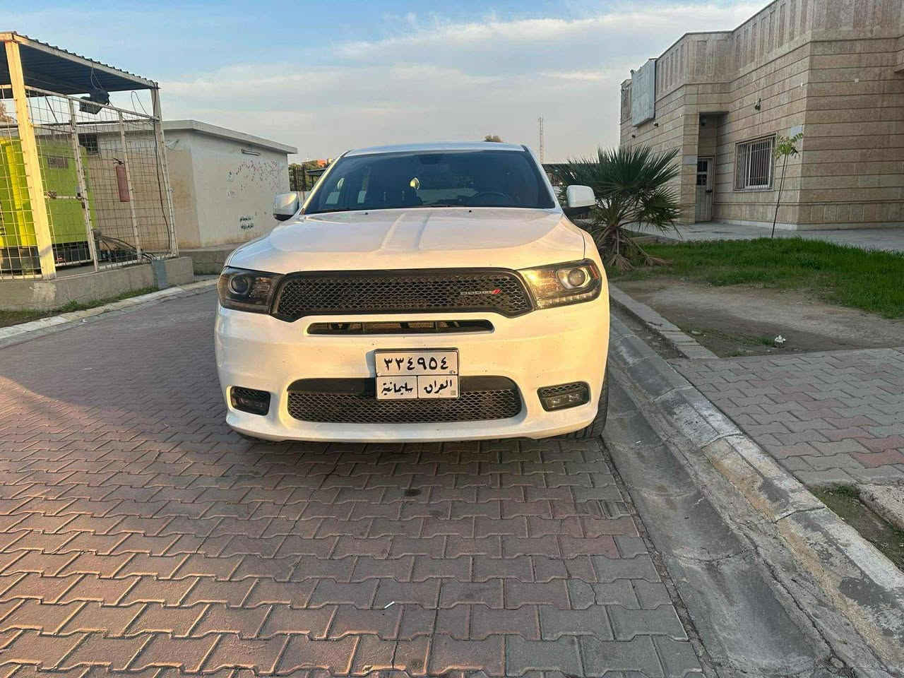 السلام عليكم
للبيع 
 دوج دورنكو 2019 GT
سياره كلين بدون حادث بدون قطرة صبغ 
ماشية 103 ميل
رقم سليمانيه باسمي 
المواصفات ⤵️⏬
بصمه تشغيل وابواب  وتشغيل عن بعد -
  والكشنات الاماميه تحكم كهرباء 
-تدفئه الكشنات الاماميه  والخلفيه 
حساسات خلفيه مع كامره دواره 📷
-وقوف ذكي عند الرجوع للخلف ووجود جسم غريب 
كشن السائق خزن ميموري 
حجم المحرك 3.6 
سي دي مع بلوتوث مع اواكس 🔊
النقطه العمياء في المراة-شفتات ستيرن تحكم سرعة 
تحكم ستيرن جهتين 
تبريد ثلاث قطع امامي و وسط و خلفي ❄️
اكو بعد مواصفات
ادامة كاملة دهن اصلي بانزين كله محسن اخليلهة
السعر الطلوب (230$) ورقه بيهة مجال 💵💸
المكان كركوك 
 رقم  الهاتف *********** 📱 كركوك, العراق
