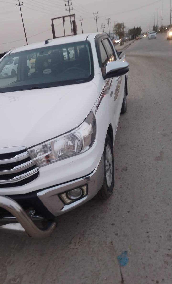 البيع بيكم هايلوكس 2018 فول مواصفات كفاله مكان ديوانيه ***********
