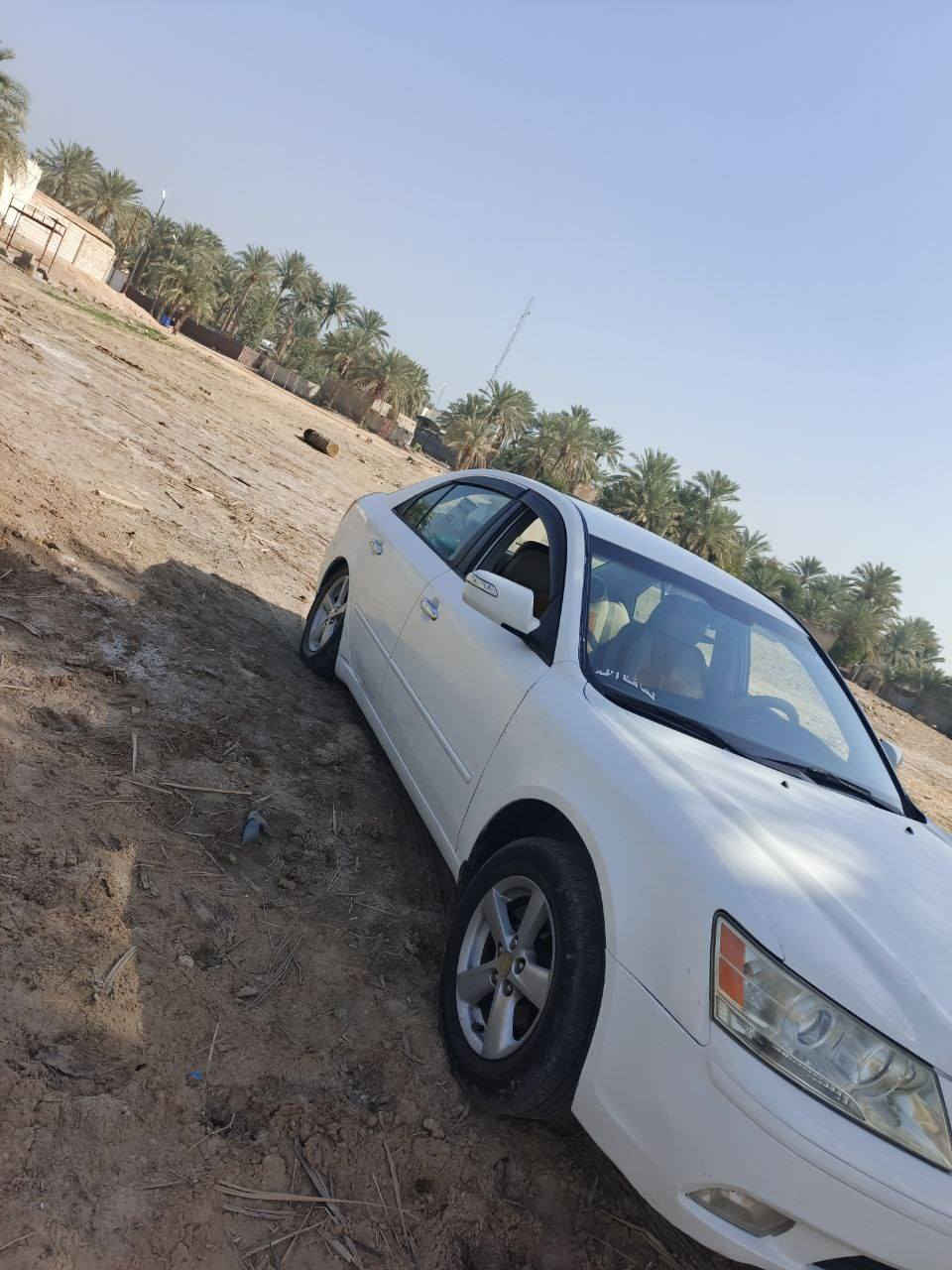 السلام عليكم سوناتا للبيع موديل سته محدثه تسعه مصبوغ حزام اثر شخوط وبيها طخات خفيفه كير ومكينه جديده 2400 والتبريد عوزه غاز فقط رقمها نجف جديد سنويه  29  باسمي مداور ثاني يوم رقم الهاتف***********
