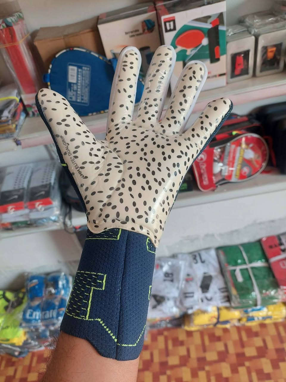 جفوف ب30 الزوج
قياس 8 و 9 و 10

عنواننا ذي قار / الفهود / المچري /قرب مدرسه ابي العلاء المعري
واتساب ***********
يوجد خدمة توصيل
