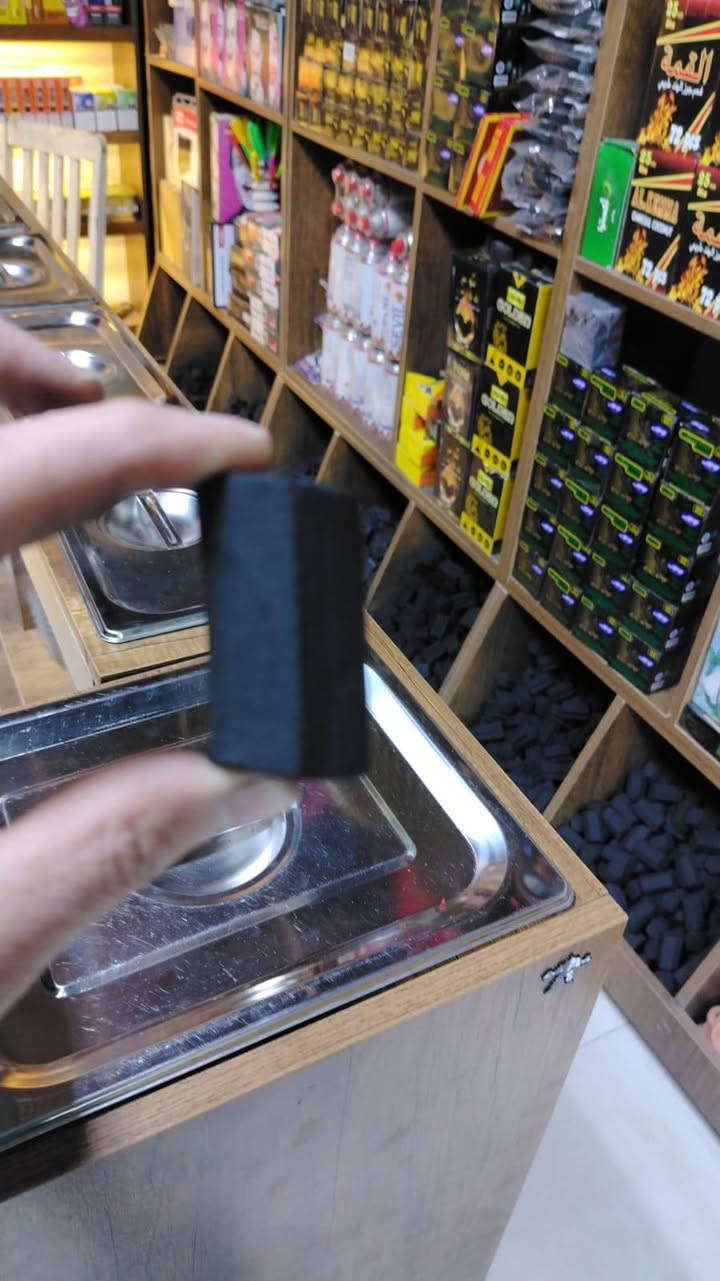 يالله السلام عليكم
النوعيه (كوكو مشن) و( التايتنك) اقوى نوعيات حالين 
يتوفر
 (فحم واشر) 
و (الملس،) 
و (المحزز) 
و(مستطيل مشيف) 
و(مربع مثقوب) 
و(طبيعي بدون غاز ) 
درجه اوله موجود نموذج وشوفه النوعيه مالته كلهن درجه اوله وباسعار منافسه للسوك وبسعر زين  (للاستفسار او الحجز راسل هنا على هاذ الرقم ((***********))
