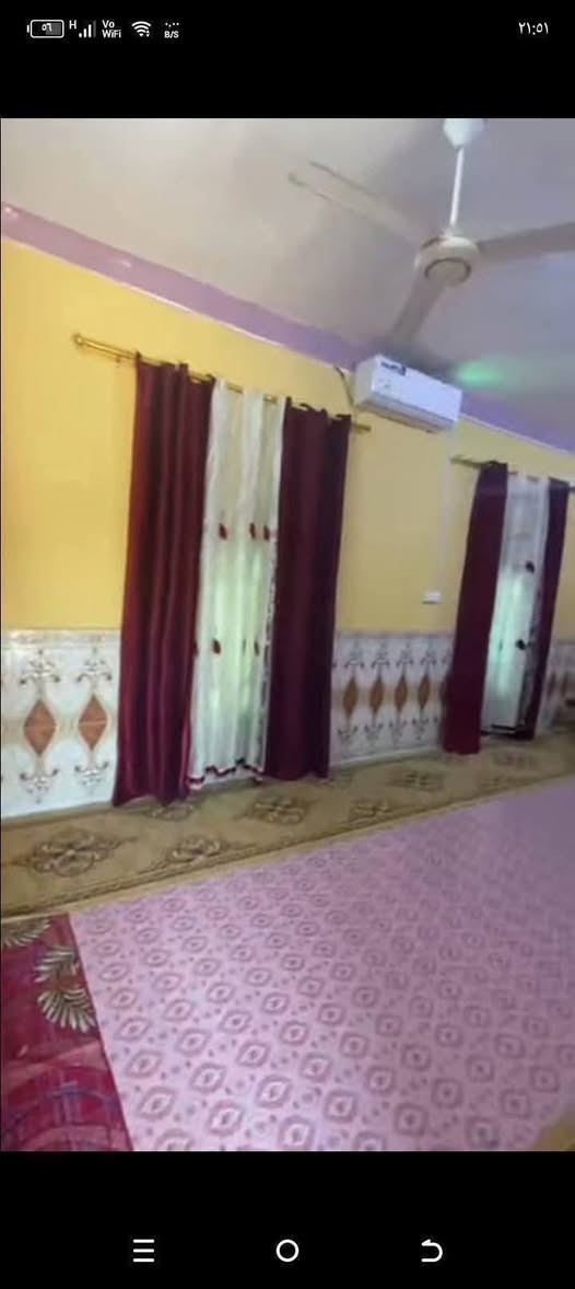 منزل للبيع السعر 50 مليون وبيه مجال في قضاء القرنه ناحية الثغر منطقه العلوة المساحه 1000 متر بناء بلوك نظيف وجاهز من كلشي (كلش مستعجل على البيع)
‏‪***********‬‏
