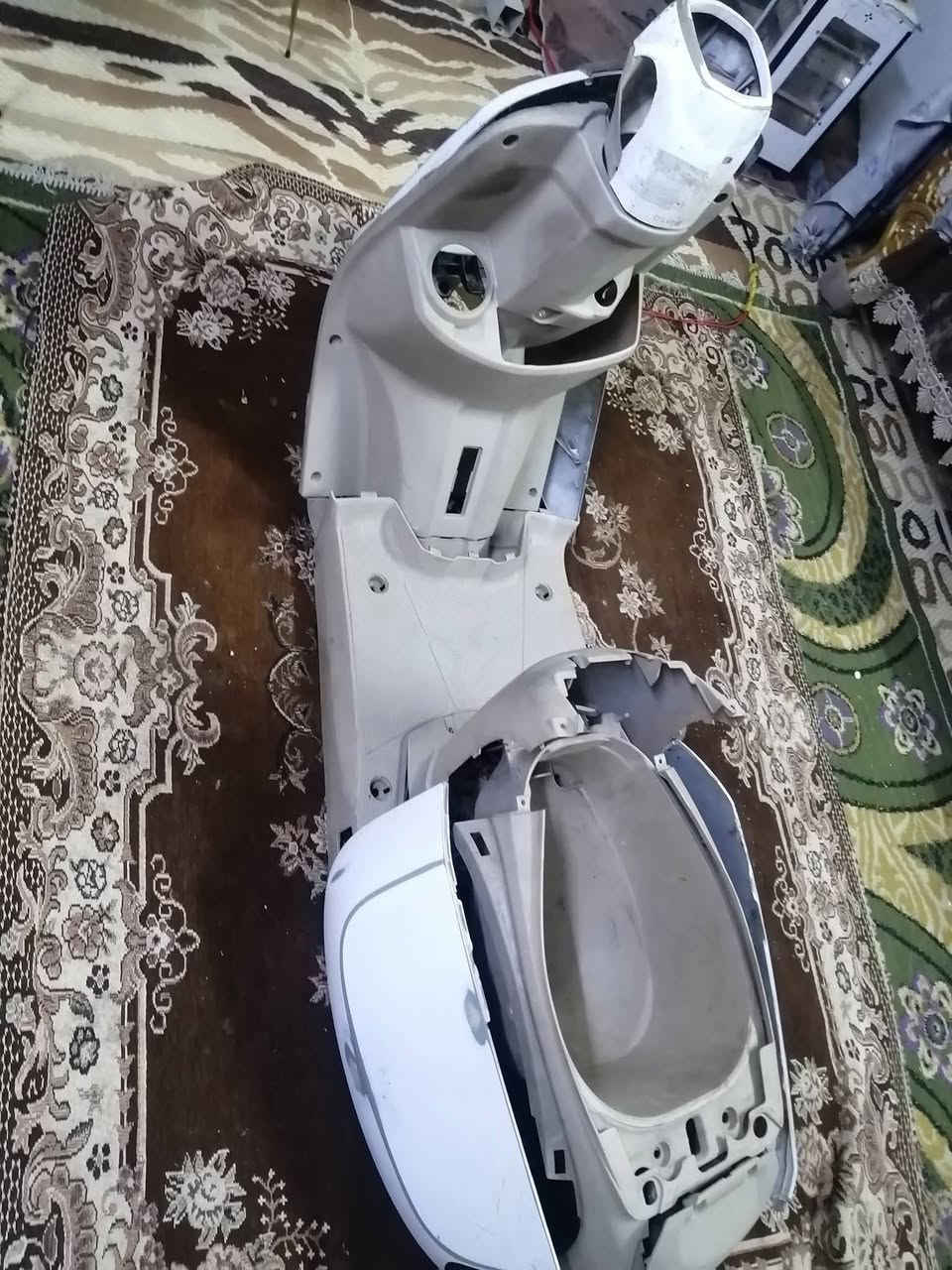 السلام عليكم داخل كريمي بوليس وكفرات اصلي مال حاويه مو صيني الكفرات ختم واحد بيهن اماكن معجون يحتاج صبغ السعر ٩٠ وبي مجال
عندي سيبايه هم بوليس بلاد 
عندي فج كامل بلادي هوه ودسكات
قايش بوليس
بطاله اوكسجين صدر امامي
قبق بانزين شكل الويل
طاسه كلج بلادي اصلي حته مامصفره
للبيع كلهن اتصل او راسل واتساب وتدلل بغداد الدوره ***********
